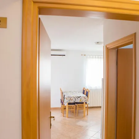 Lorena B Appartement