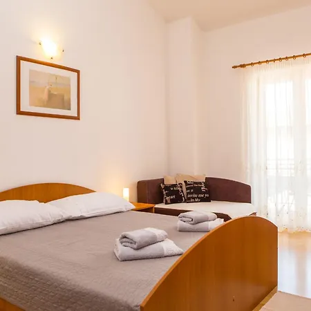 Lorena B Appartement *