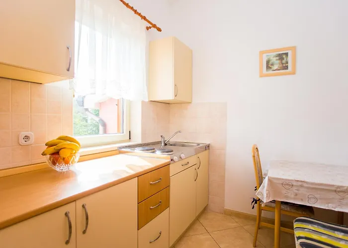 Lorena B Apartman